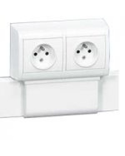 Рамка Mosaic Legrand 031621 в Батайске Аксессуары для кабель-канала Pintop.ru